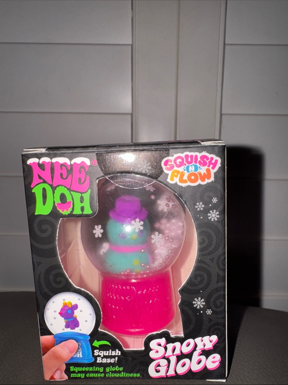 NeeDoh Snow Globe Groovy the Dohman Squish 'n Flow Snow Globe Toy ☃️